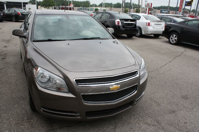 2010 Chevrolet Malibu 4dr AWD SUV