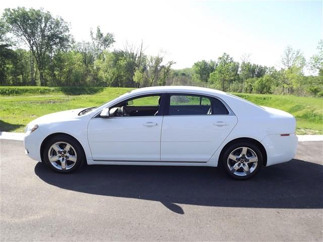 2010 Chevrolet Malibu Lariat PKG 4X4