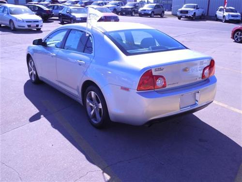 2011 Chevrolet Malibu 4dr Sdn I4 CVT 2.5