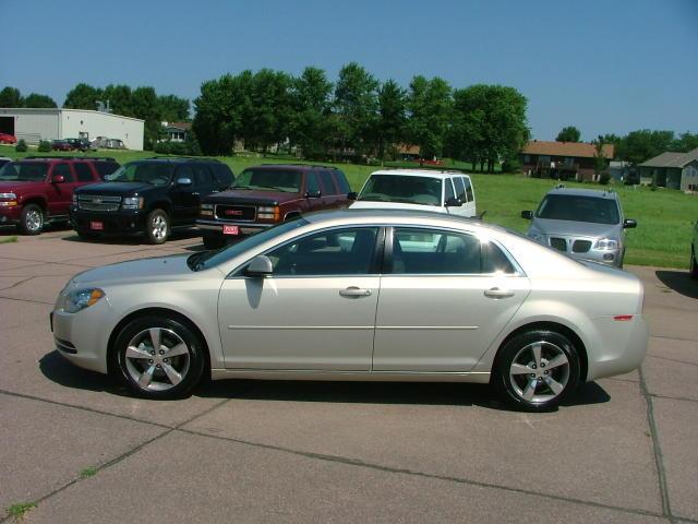 2011 Chevrolet Malibu 4dr Sdn I4 CVT 2.5