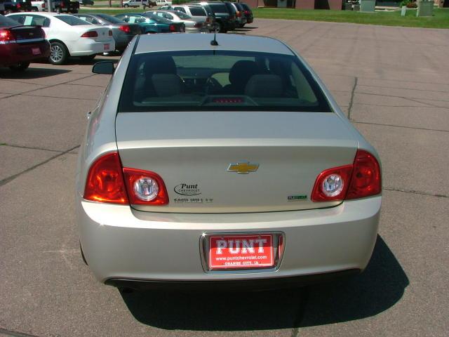 2011 Chevrolet Malibu 4dr Sdn I4 CVT 2.5