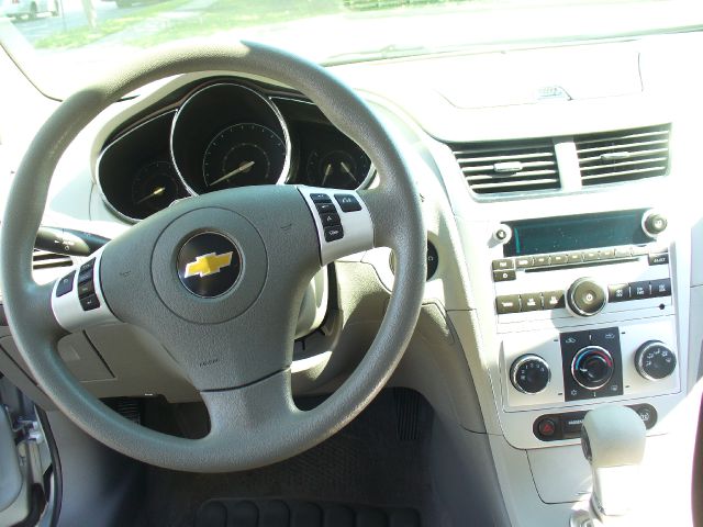 2011 Chevrolet Malibu Supercab XL