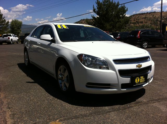 2011 Chevrolet Malibu 4dr AWD SUV