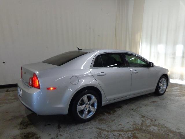 2011 Chevrolet Malibu 4dr AWD SUV