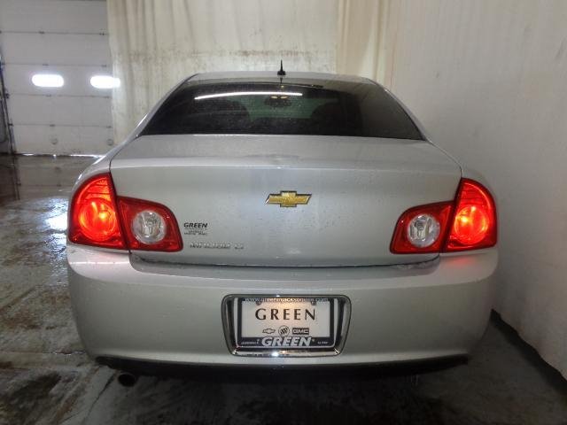 2011 Chevrolet Malibu 4dr AWD SUV