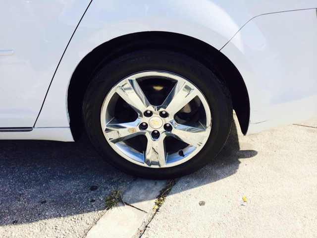 2012 Chevrolet Malibu 4dr AWD SUV