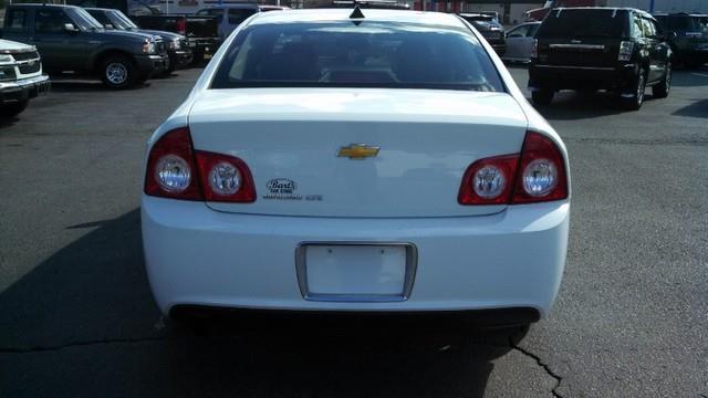 2012 Chevrolet Malibu LS 4X4 Crewcab HD