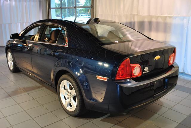 2012 Chevrolet Malibu Blk Ext With Silver Trin