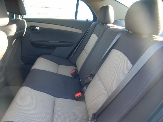 2012 Chevrolet Malibu 4dr Sdn I4 CVT 2.5