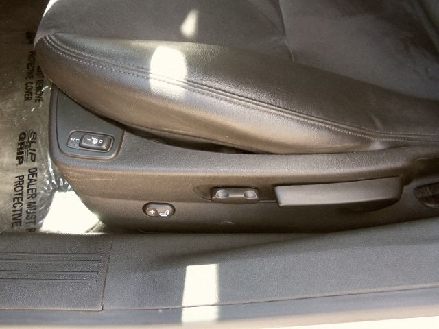 2012 Chevrolet Malibu 4dr AWD SUV