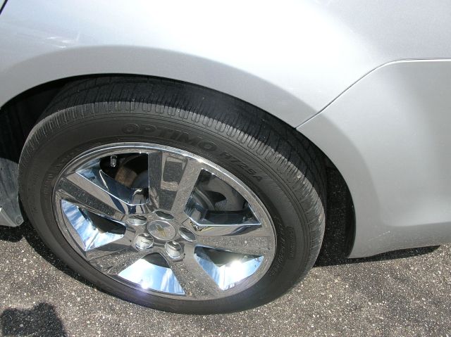 2012 Chevrolet Malibu 4dr AWD SUV