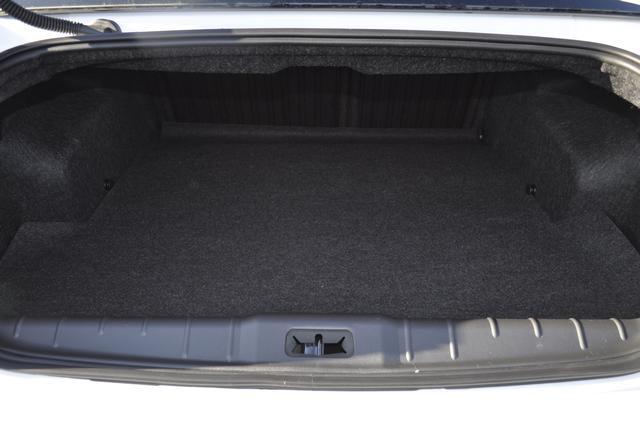 2012 Chevrolet Malibu Touring W/nav.sys