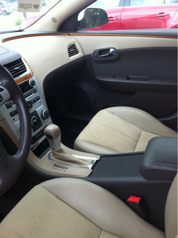 2012 Chevrolet Malibu 4dr AWD SUV