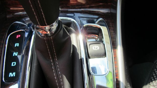 2013 Chevrolet Malibu 4dr AWD SUV