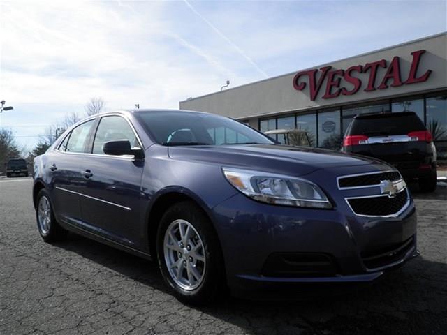 2013 Chevrolet Malibu LS NICE