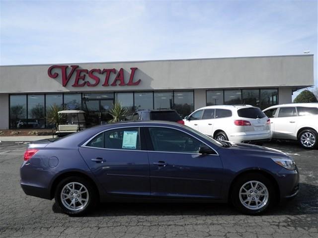 2013 Chevrolet Malibu LS NICE