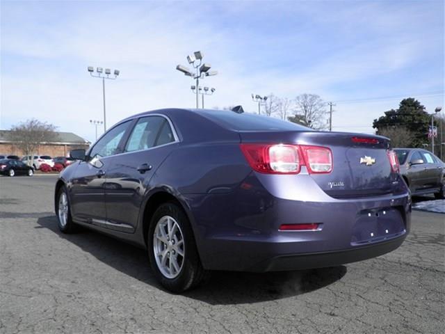 2013 Chevrolet Malibu LS NICE