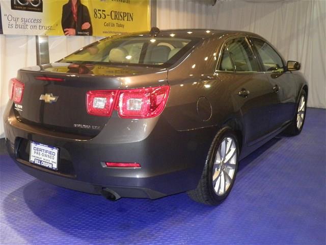 2013 Chevrolet Malibu 2010 Kia SX