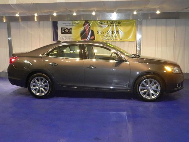 2013 Chevrolet Malibu 2010 Kia SX