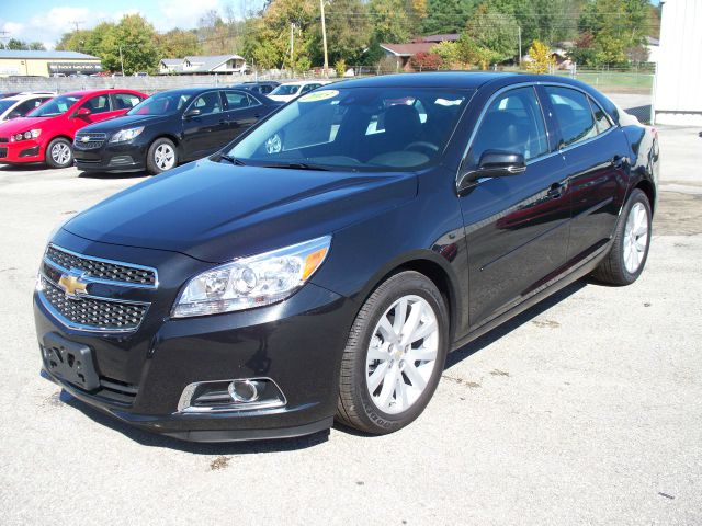 2013 Chevrolet Malibu 4dr AWD SUV