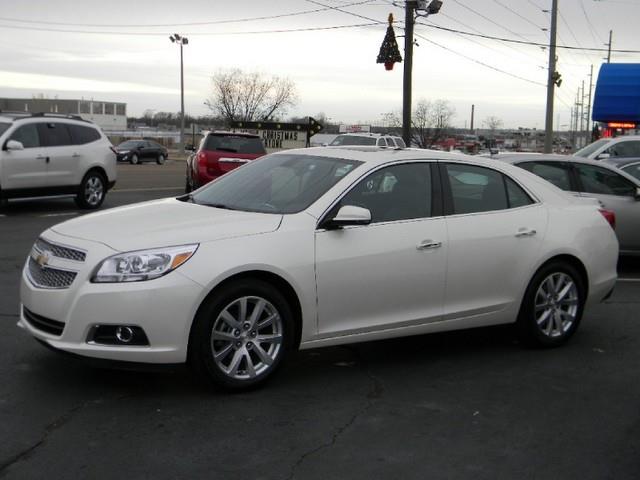 2013 Chevrolet Malibu SLE SLT WT