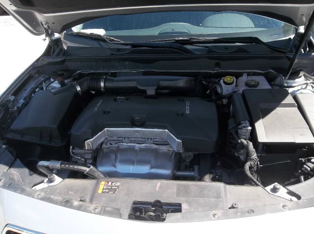 2013 Chevrolet Malibu 4dr AWD SUV