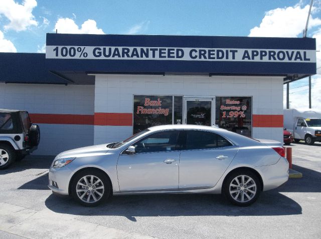 2013 Chevrolet Malibu 4dr AWD SUV