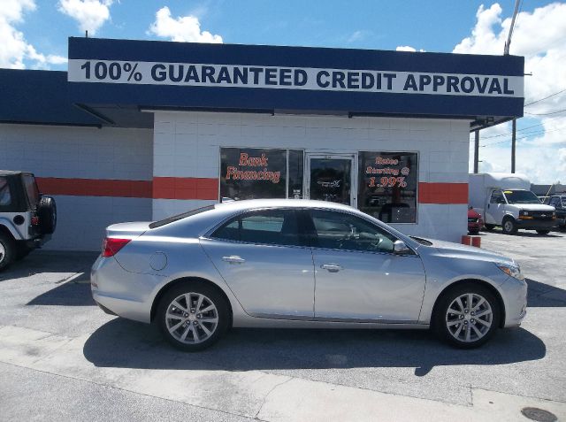 2013 Chevrolet Malibu 4dr AWD SUV