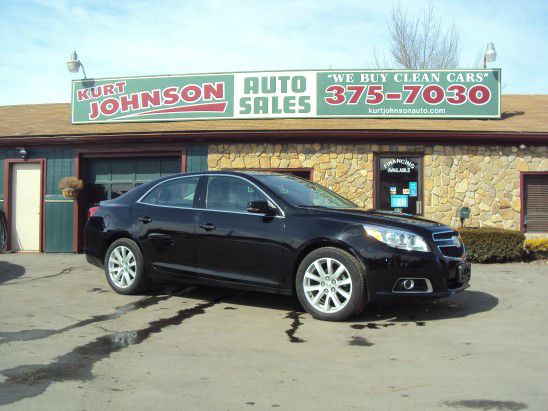 2013 Chevrolet Malibu 4dr AWD SUV