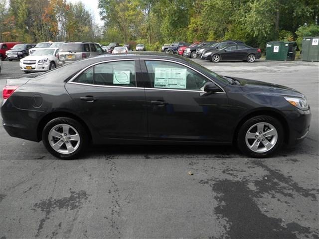 2014 Chevrolet Malibu E-150 Chateau