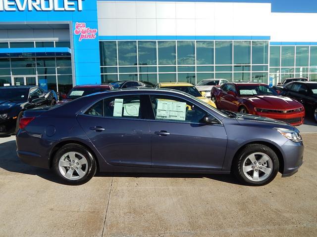 2014 Chevrolet Malibu E-150 Chateau