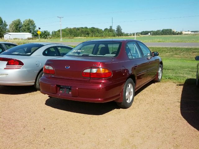 2002 Chevrolet Malibu Classic Unknown