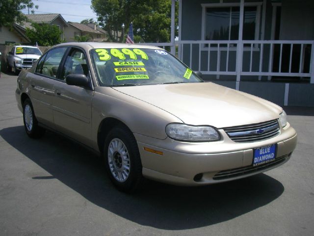 2004 Chevrolet Malibu Classic Unknown