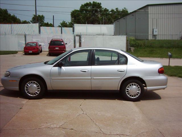 2004 Chevrolet Malibu Classic Unknown