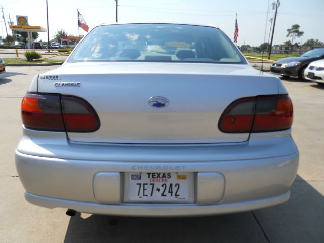 2005 Chevrolet Malibu Classic Touring 4WD