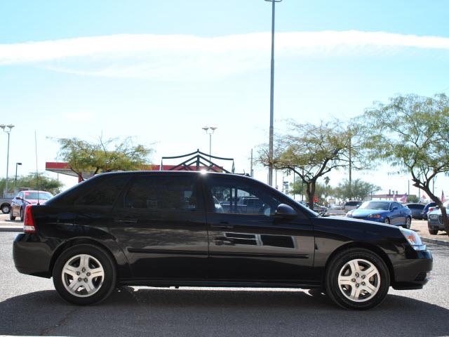 2004 Chevrolet Malibu Maxx SL1