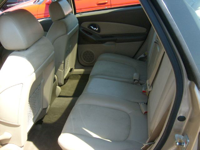 2005 Chevrolet Malibu Maxx SL1
