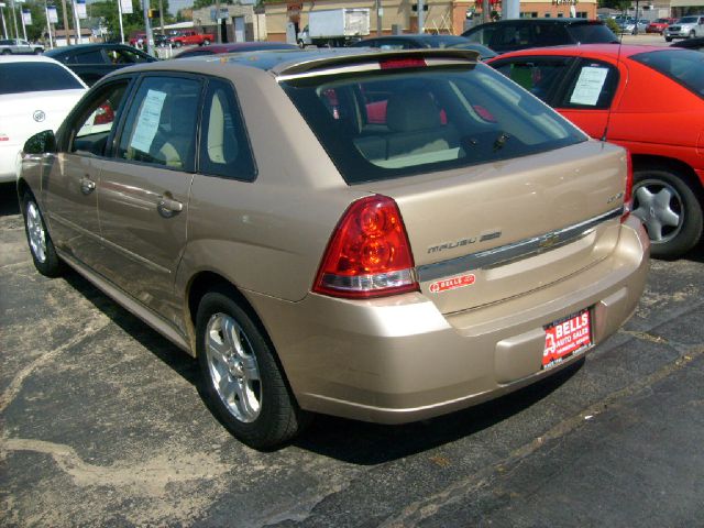2005 Chevrolet Malibu Maxx SL1