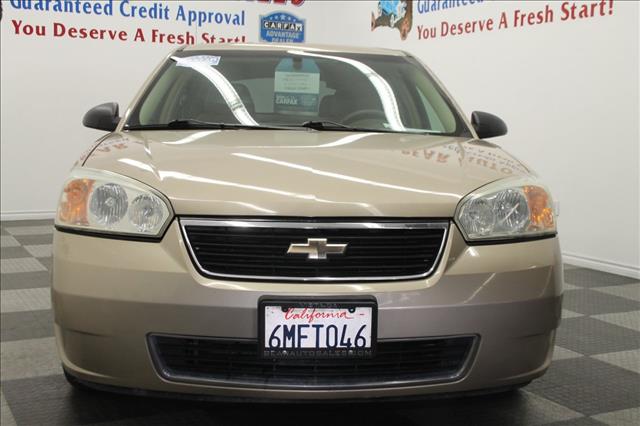 2006 Chevrolet Malibu Maxx XLT Model