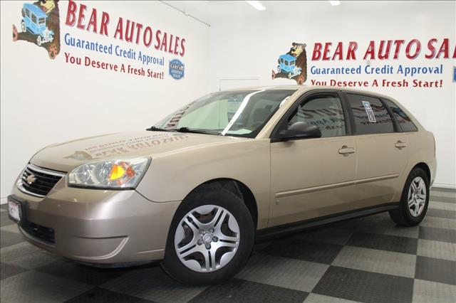 2006 Chevrolet Malibu Maxx XLT Model