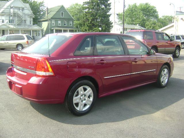 2006 Chevrolet Malibu Maxx SL1