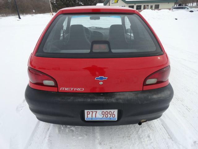 2000 Chevrolet Metro Unknown