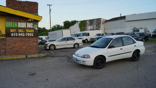 2001 Chevrolet Metro Unknown