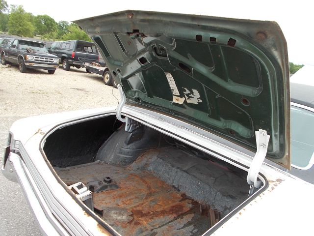 1971 Chevrolet Monte Carlo Unknown