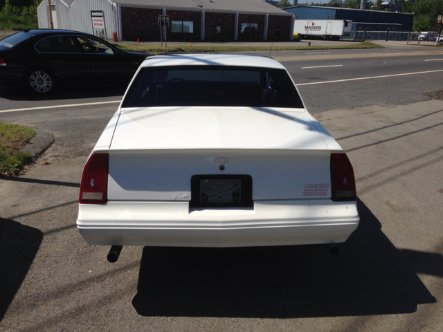 1988 Chevrolet Monte Carlo 4dr Sdn Auto (natl) Hatchback