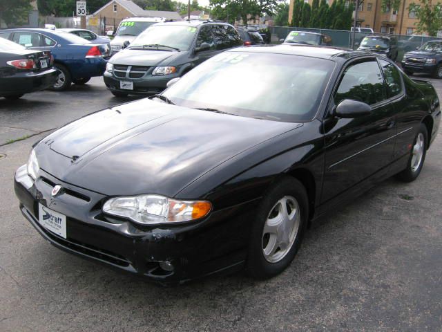 2000 Chevrolet Monte Carlo 4dr Sdn Auto (natl) Hatchback