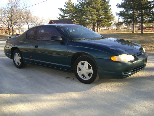 2000 Chevrolet Monte Carlo 4dr Sdn Auto (natl) Hatchback