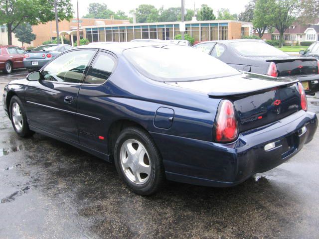 2000 Chevrolet Monte Carlo 4dr Sdn Auto (natl) Hatchback