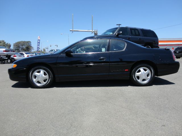 2000 Chevrolet Monte Carlo 4dr Sdn Auto (natl) Hatchback