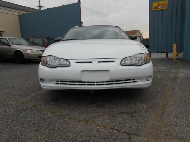 2000 Chevrolet Monte Carlo 4dr Sdn Auto (natl) Hatchback